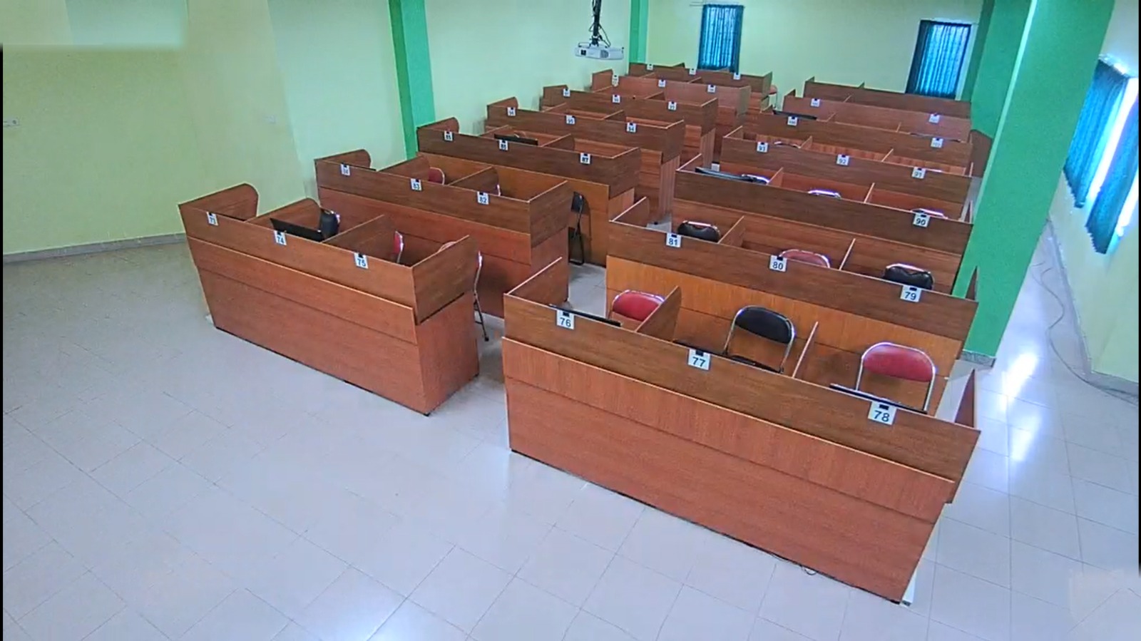 CBT B